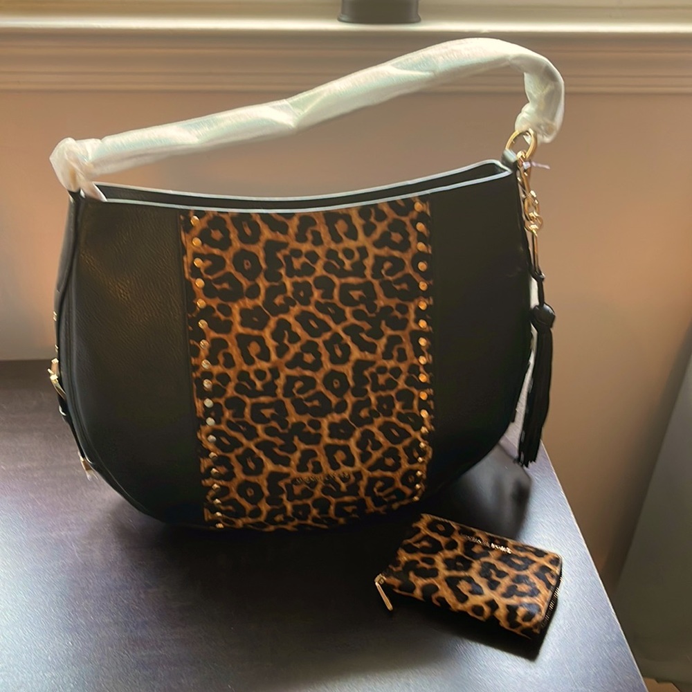 Michael Kors Large Hobo bag NWT with matching wallet